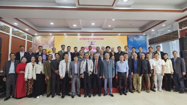 DẤU ẤN 10 NĂM HỘI ĐỒNG HỌ TÔ TỈNH CAO BẰNG GẮN KẾT DÒNG HỌ – LAN TỎA GIÁ TRỊ VĂN HÓA – HƯỚNG TỚI PHÁT TRIỂN BỀN VỮNG