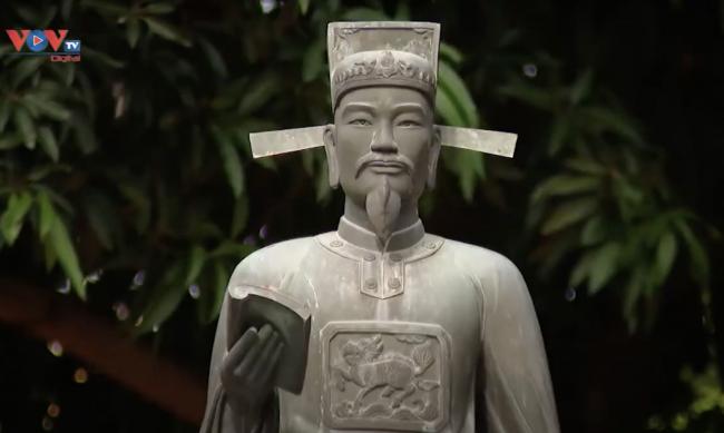 Danh thần Tô Hiến Thành, nhận việc ký thác con côi trong sử ký Đại Việt.