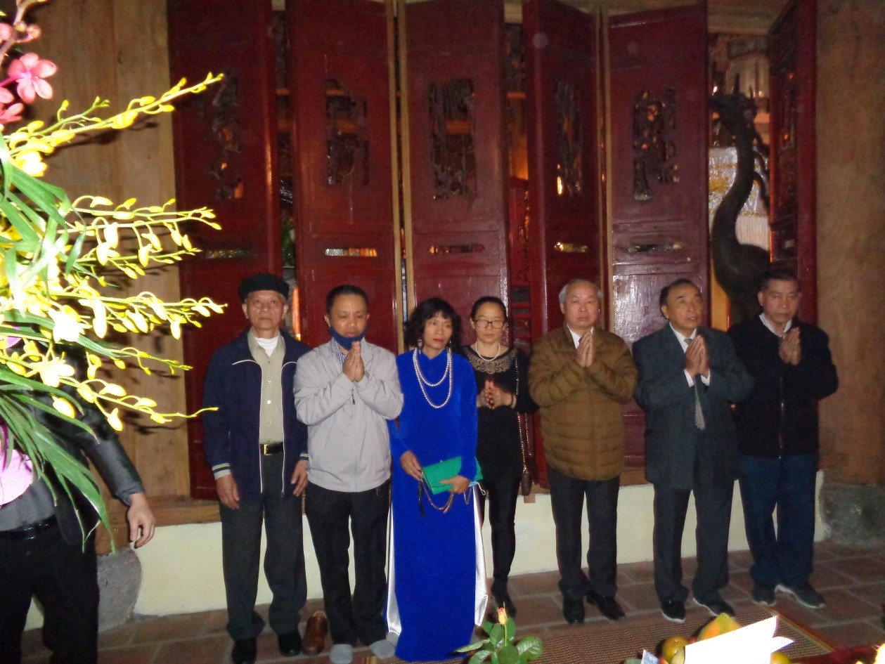 Đoàn Hội đồng Họ Tô Việt Nam dâng hương